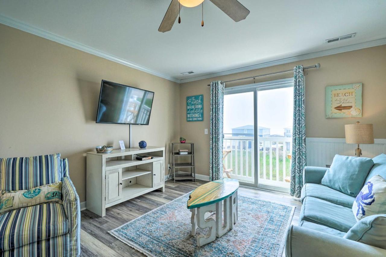 Ocean-View Oak Island Condo, 1 Block To Beach! المظهر الخارجي الصورة