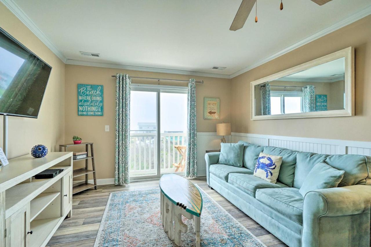 Ocean-View Oak Island Condo, 1 Block To Beach! المظهر الخارجي الصورة